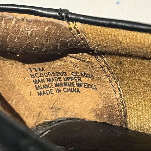 BOC Women's Heeled Slip On Clogs  Black Size 11M Embossed - Picture 8 of 10